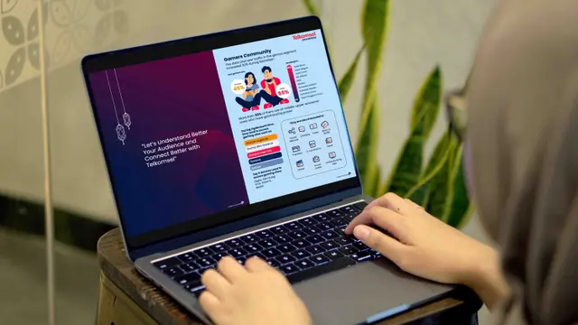 Survei Telkomsel: Masyarakat Tingkatkan Donasi Saat Ramadan, Pengeluaran untuk Gadget Tinggi